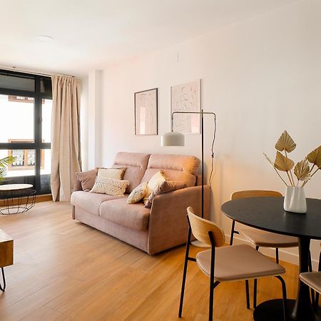 Apartamentos Aptio Овьедо Экстерьер фото