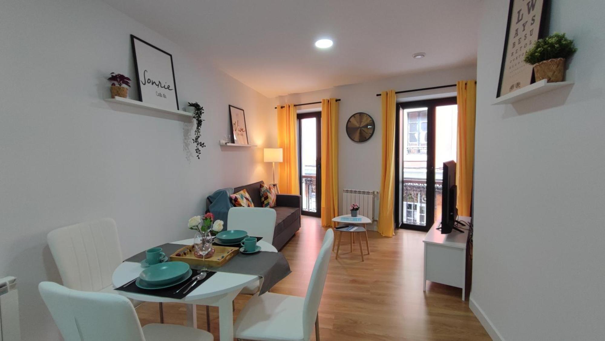 Apartamentos Aptio Овьедо Экстерьер фото