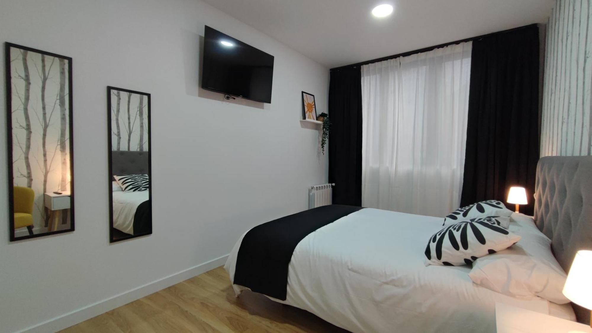 Apartamentos Aptio Овьедо Экстерьер фото
