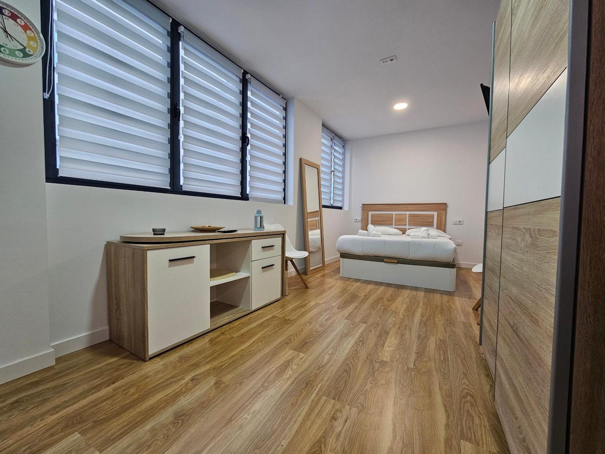 Apartamentos Aptio Овьедо Экстерьер фото