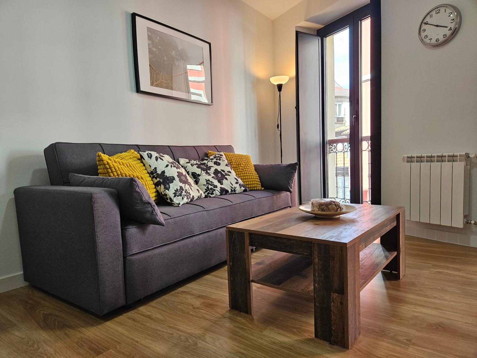 Apartamentos Aptio Овьедо Экстерьер фото