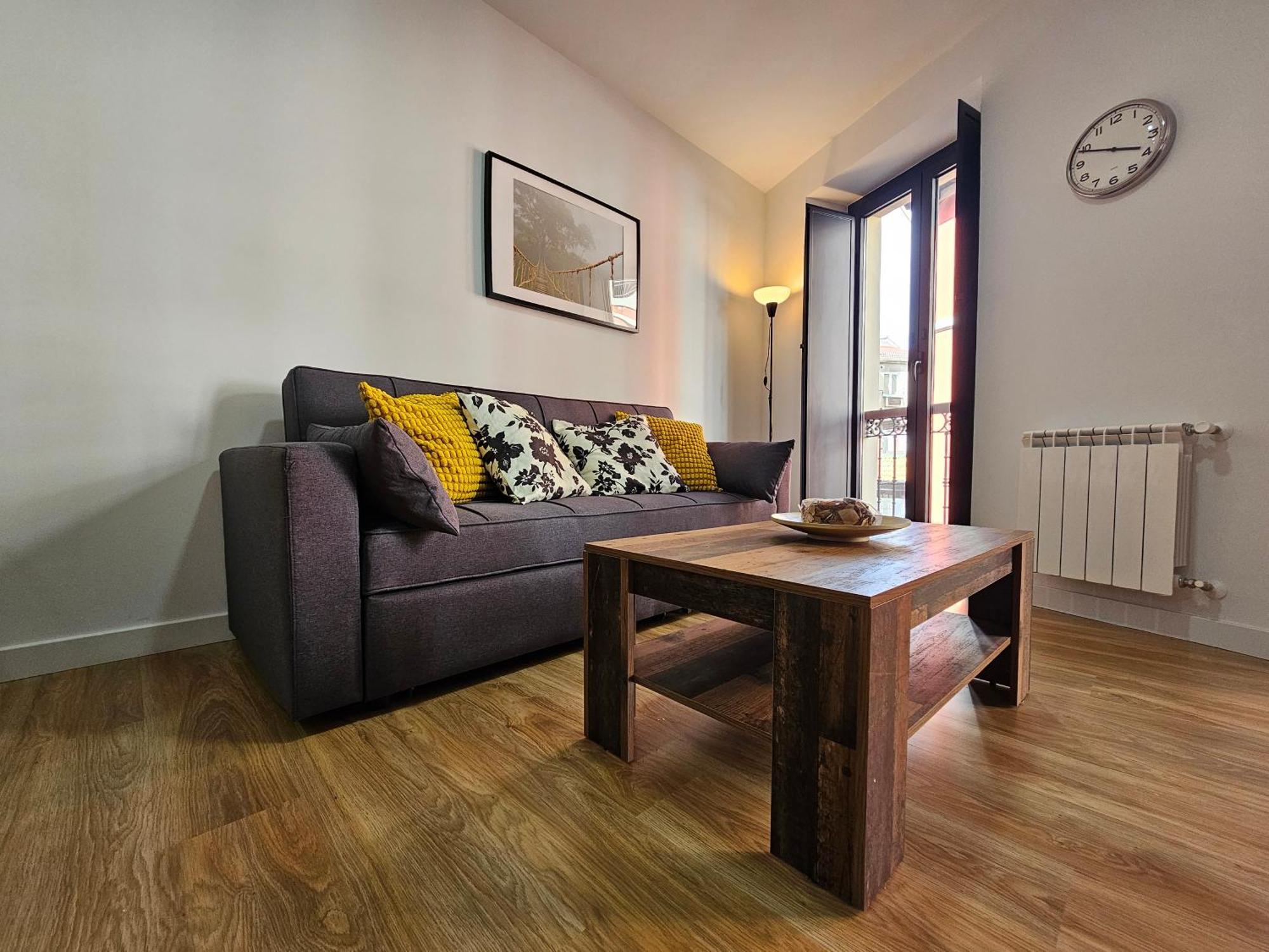 Apartamentos Aptio Овьедо Экстерьер фото