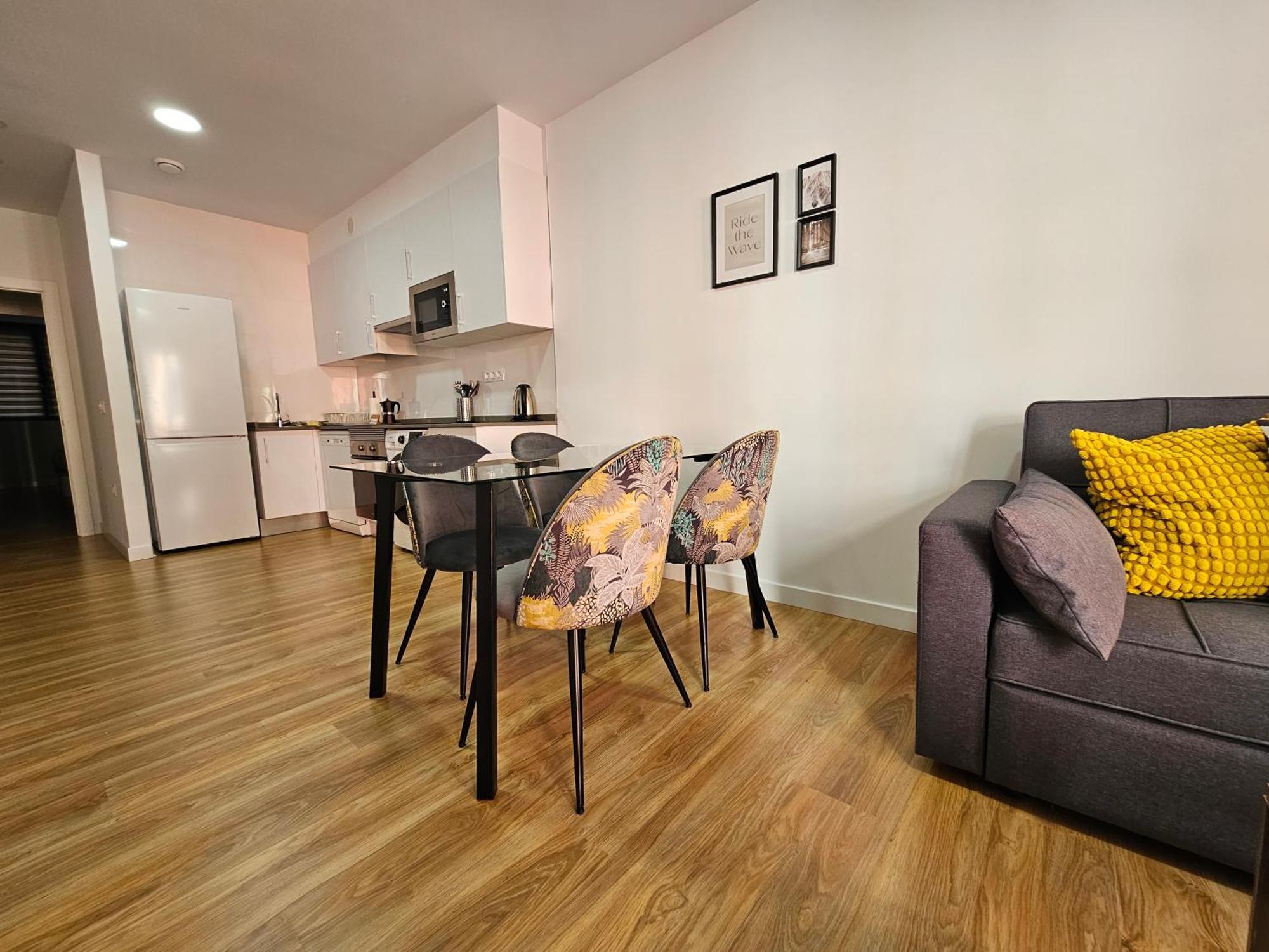 Apartamentos Aptio Овьедо Экстерьер фото