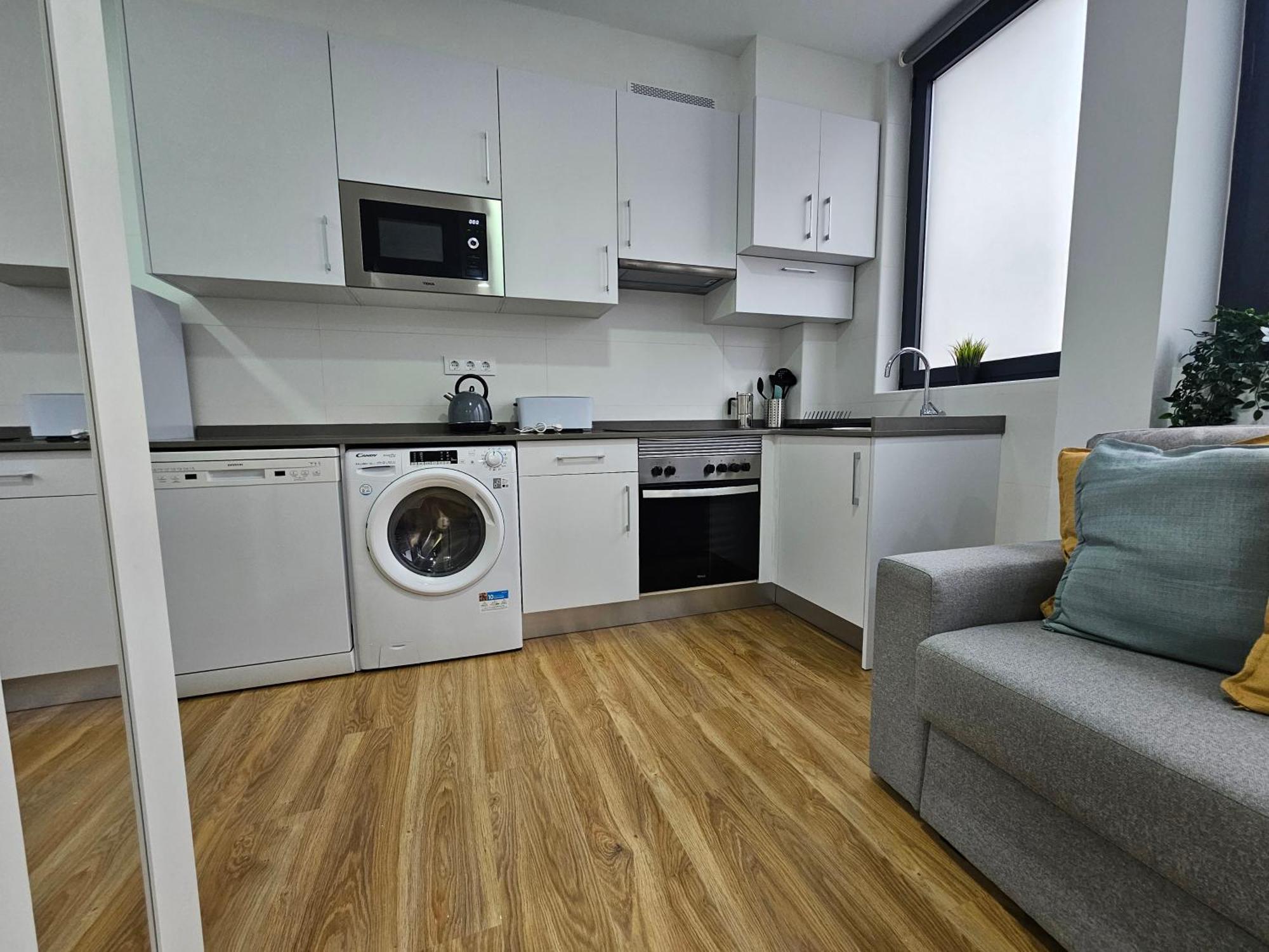 Apartamentos Aptio Овьедо Экстерьер фото