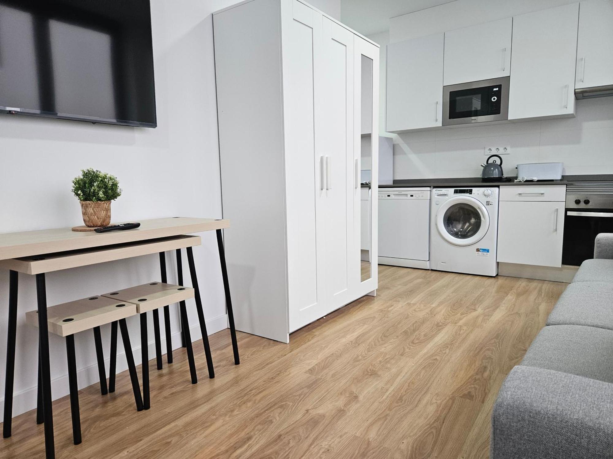 Apartamentos Aptio Овьедо Экстерьер фото